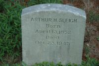 Arthur H Sleigh Headstone