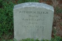 Arthur H Sleigh Headstone