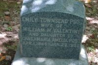 Emily Townsend Post Headstone