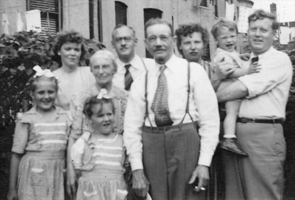 Joseph Brown familiy, 1946