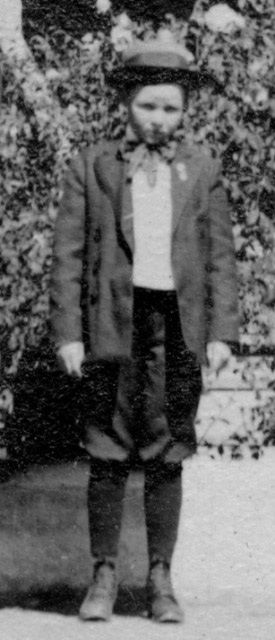 Everett G Thompson