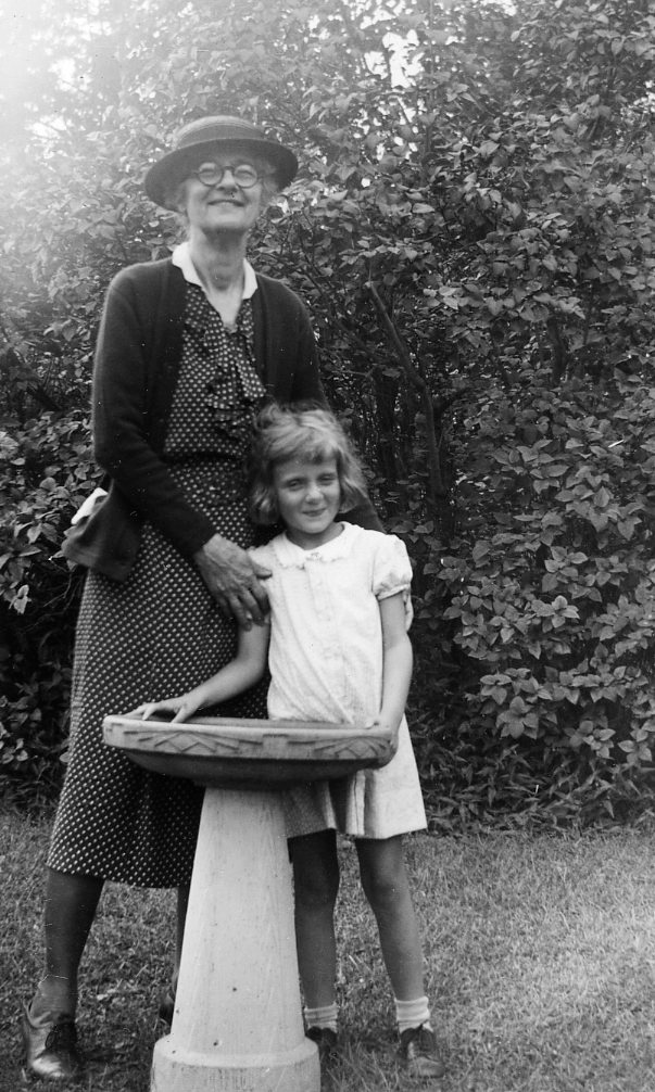 Sally Trapnell & Nettie Furman circa 1941
