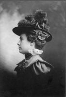 Charlotte Burns abt 1905