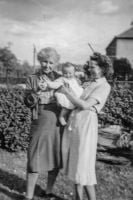 Janet-Cathy-Wendy-Robertson-abt1935