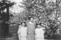 Miriam, Barbara and Louise Byrne circa 1926