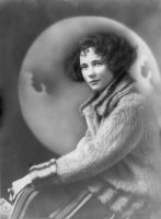 Vivian Irene Ebi abt 1924